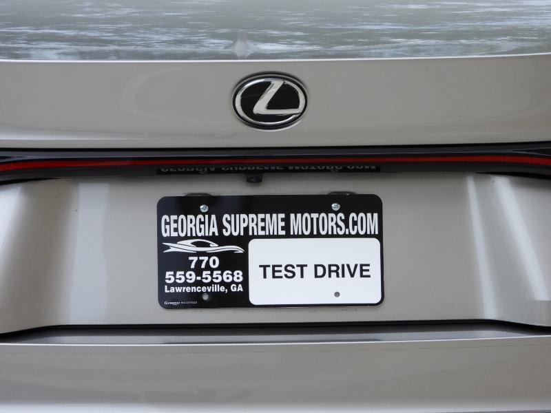 Lexus IS 300 RWD 2022