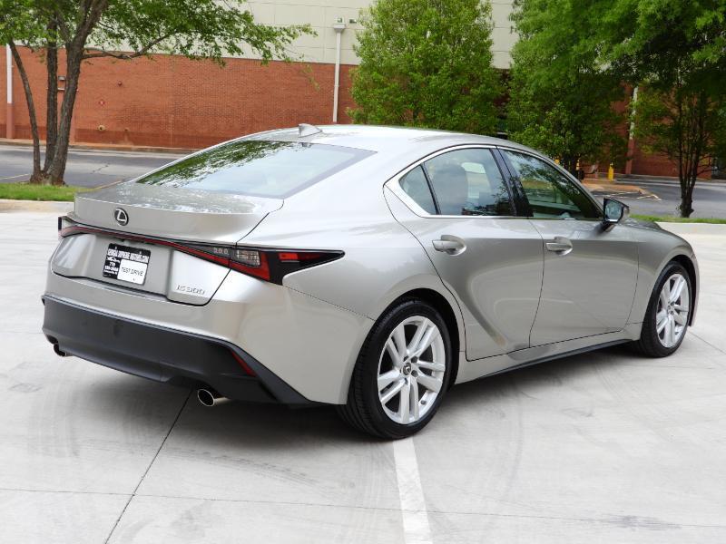 Lexus IS 300 RWD 2022