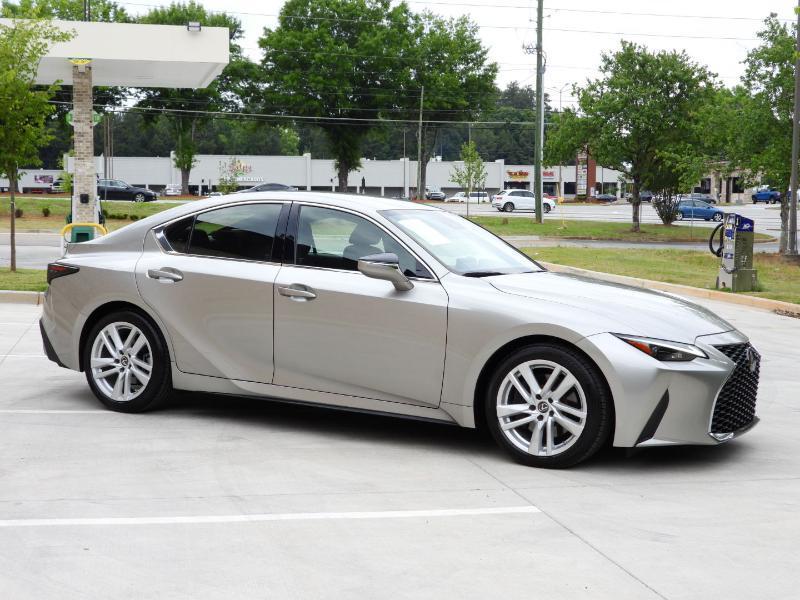 Lexus IS 300 RWD 2022