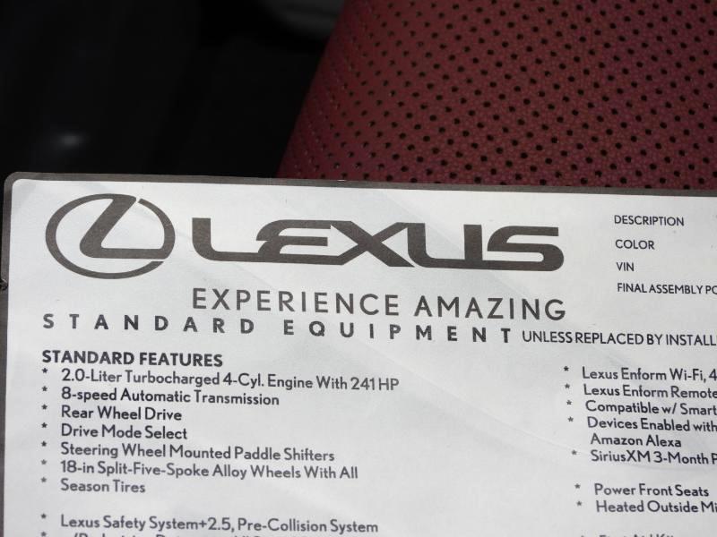 Lexus IS 300 RWD 2022
