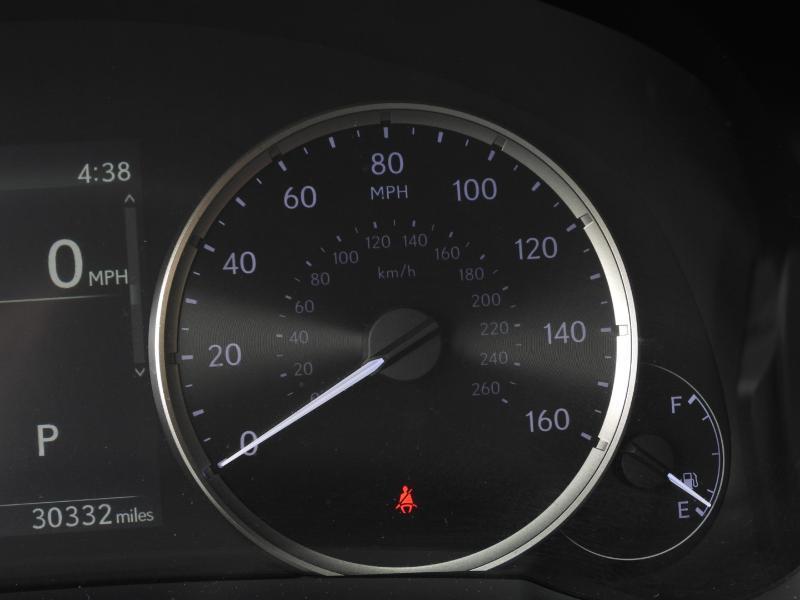Lexus IS 300 RWD 2022