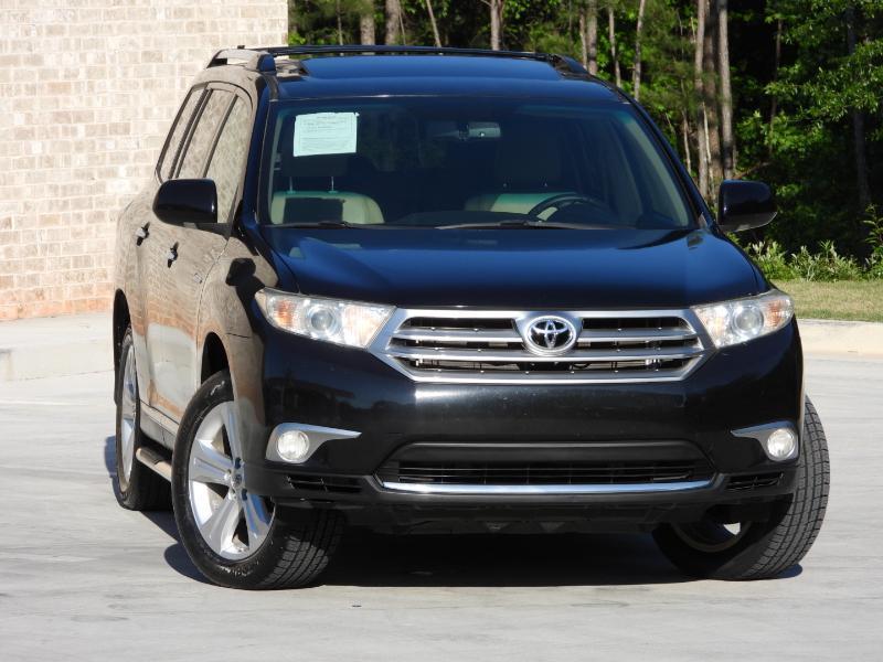 Toyota Highlander Limited 2WD 2011