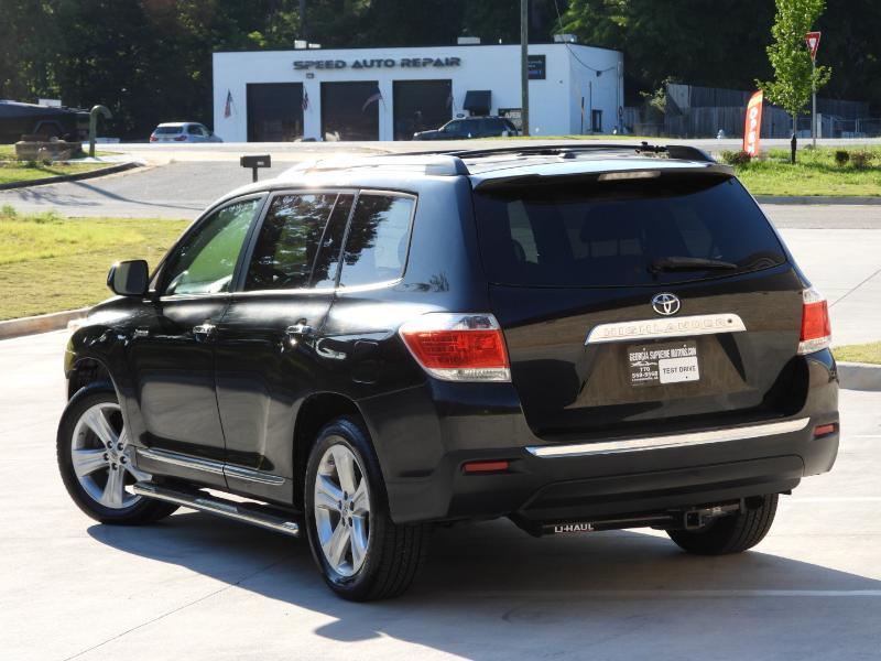 Toyota Highlander Limited 2WD 2011