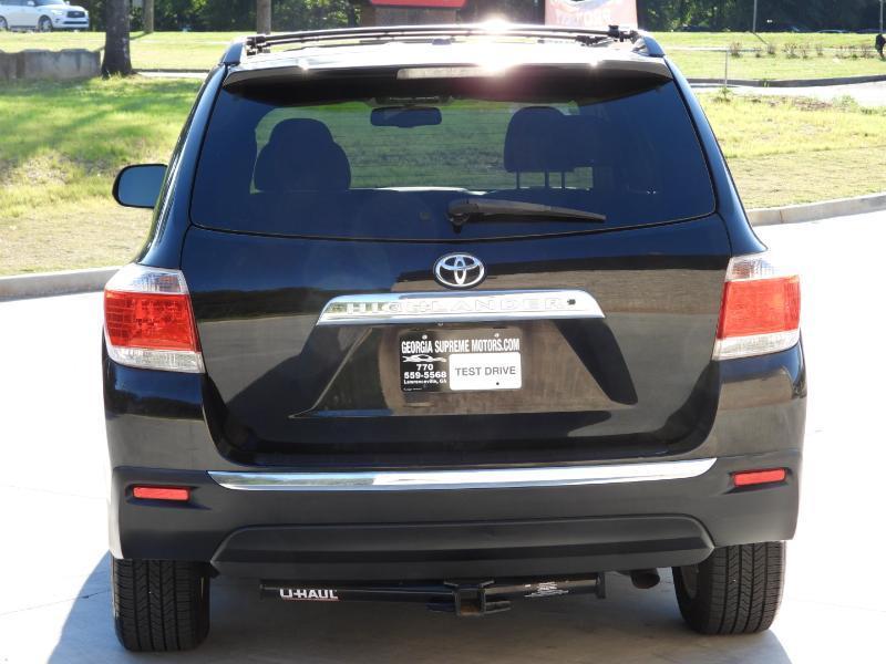 Toyota Highlander Limited 2WD 2011
