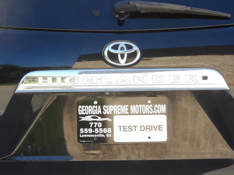 Toyota Highlander Limited 2WD 2011