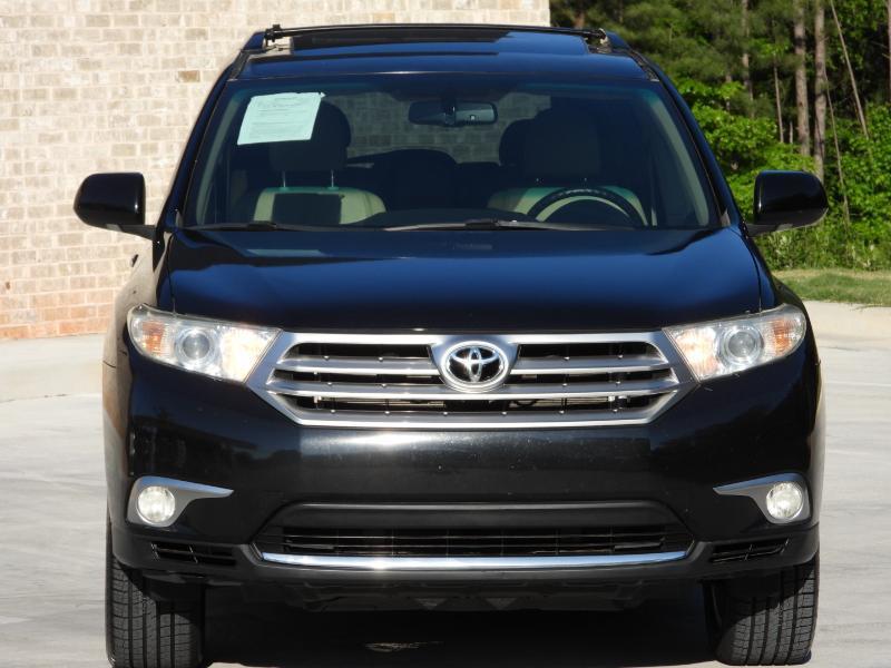 Toyota Highlander Limited 2WD 2011