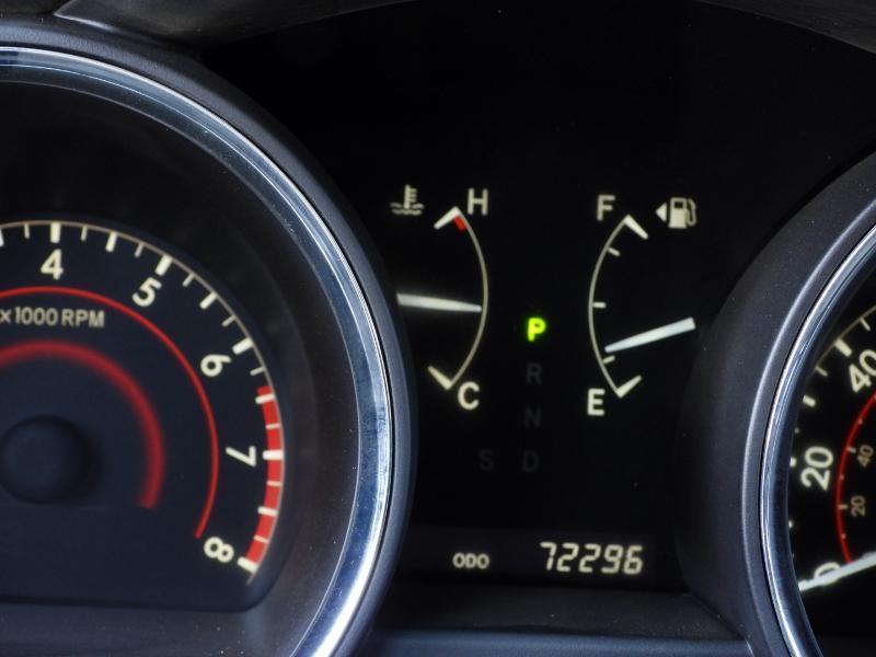 Toyota Highlander Limited 2WD 2011
