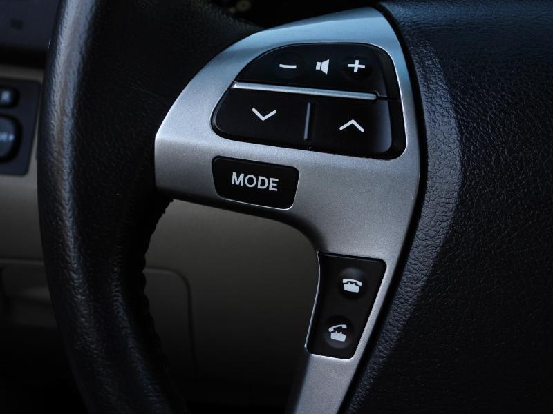 Toyota Highlander Limited 2WD 2011