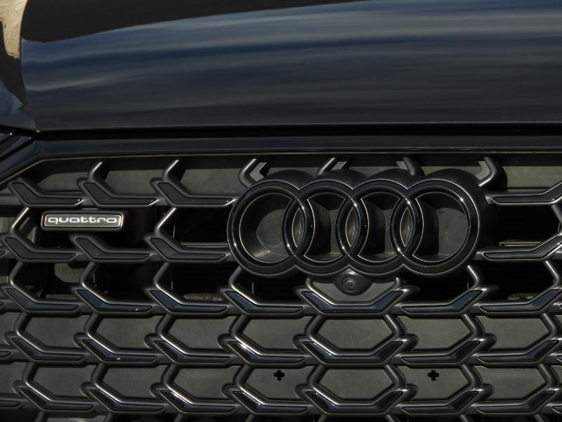 Audi A8 L 55 TFSI quattro 2023