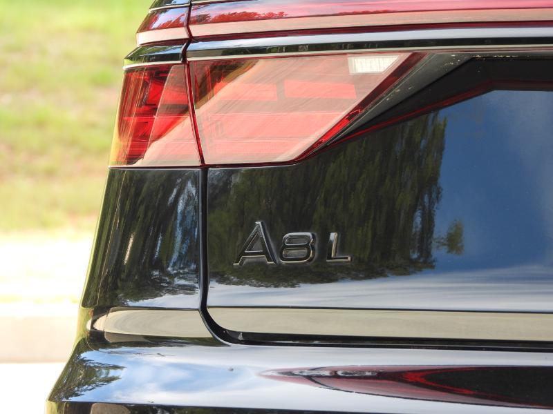 Audi A8 L 55 TFSI quattro 2023