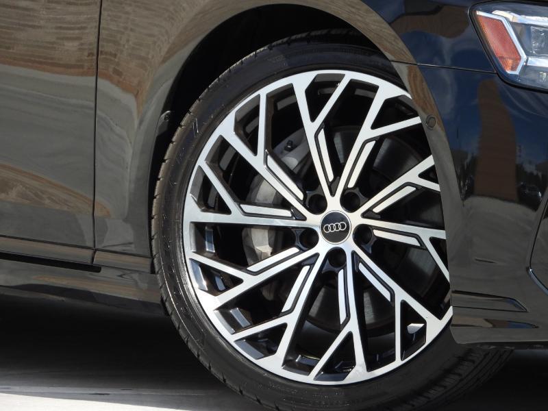 Audi A8 L 55 TFSI quattro 2023