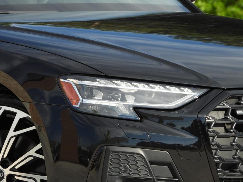 Audi A8 L 55 TFSI quattro 2023