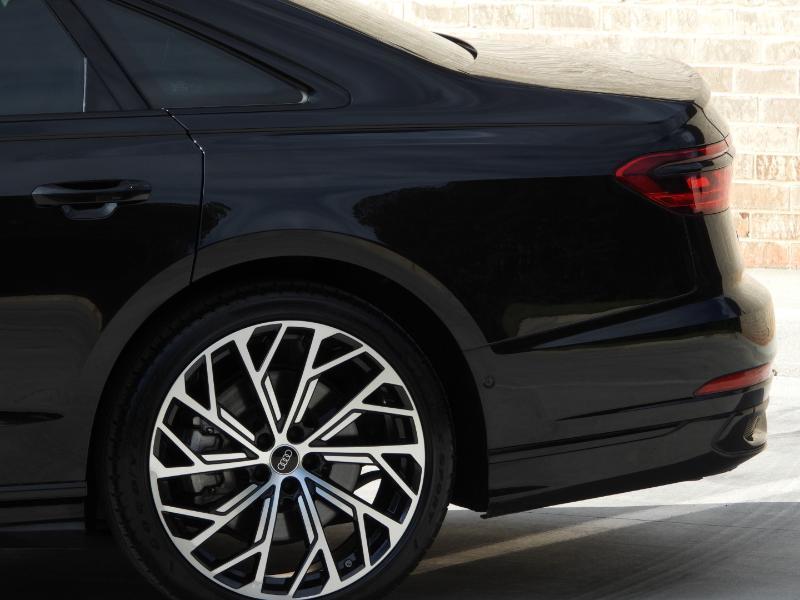 Audi A8 L 55 TFSI quattro 2023