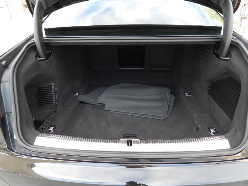 Audi A8 L 55 TFSI quattro 2023