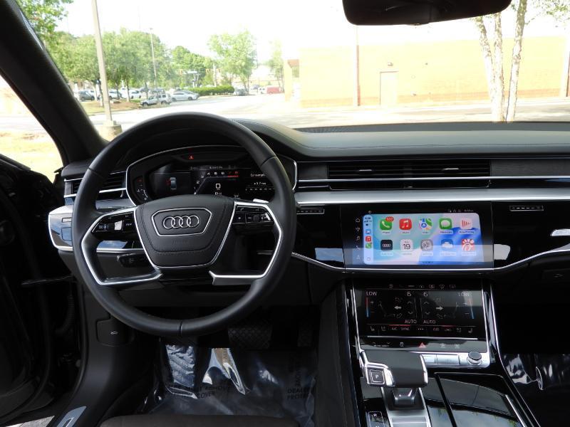 Audi A8 L 55 TFSI quattro 2023