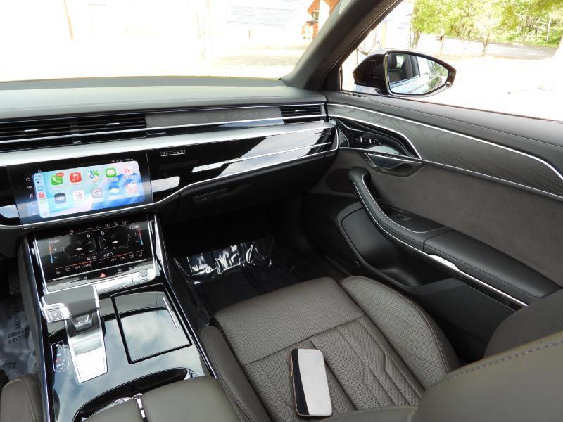 Audi A8 L 55 TFSI quattro 2023
