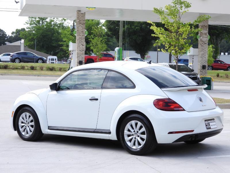 Volkswagen Beetle 2.0T Turbo 2018