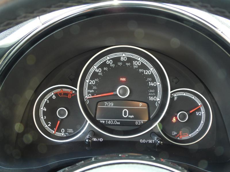 Volkswagen Beetle 2.0T Turbo 2018