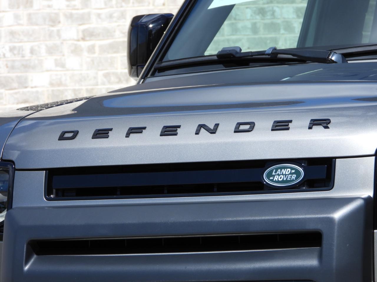 Land Rover Defender 90 X-Dynamic SE 2023