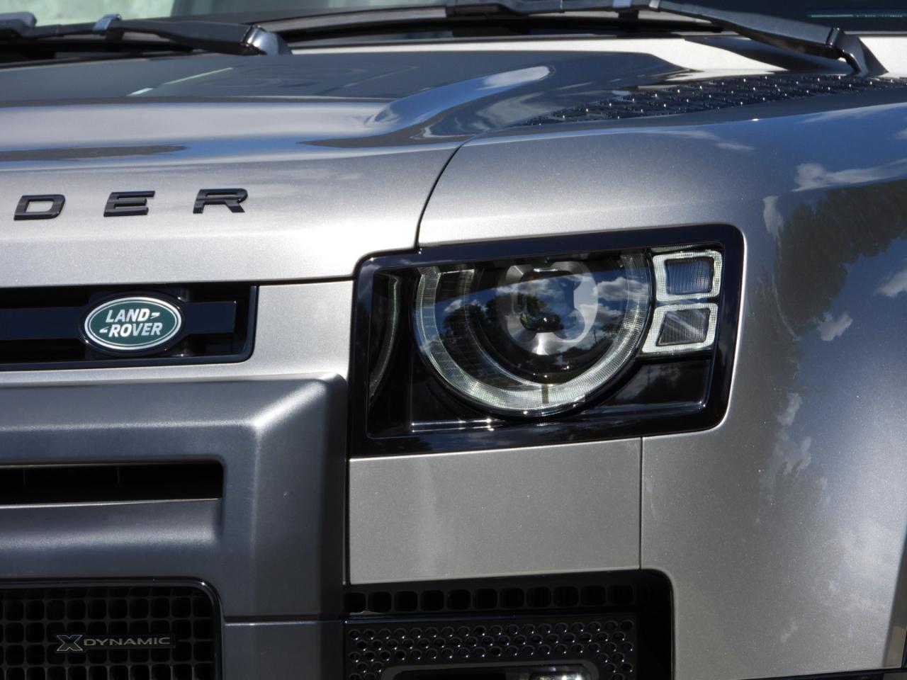 Land Rover Defender 90 X-Dynamic SE 2023