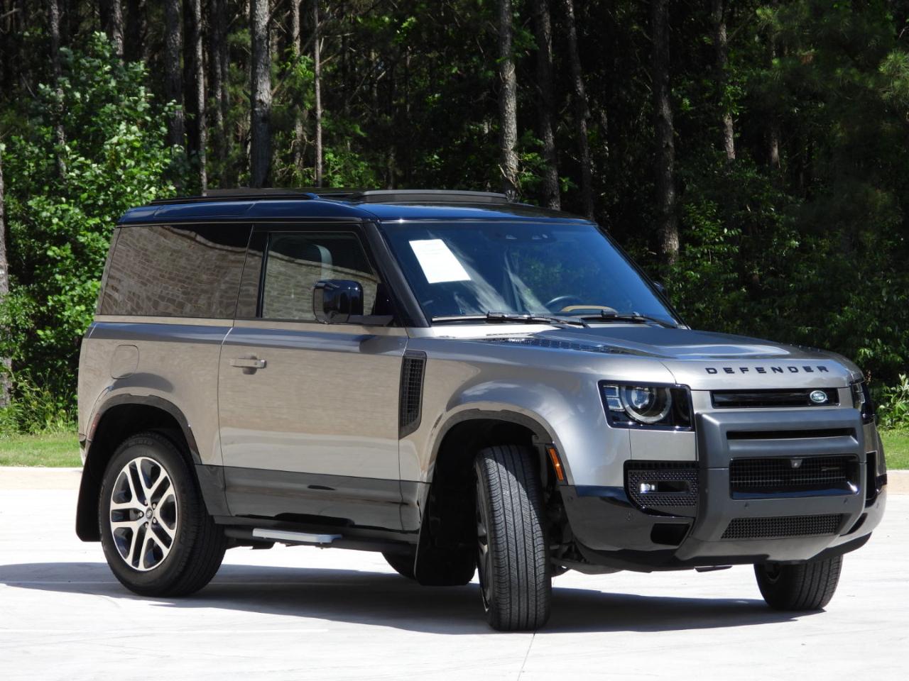 Land Rover Defender 90 X-Dynamic SE 2023