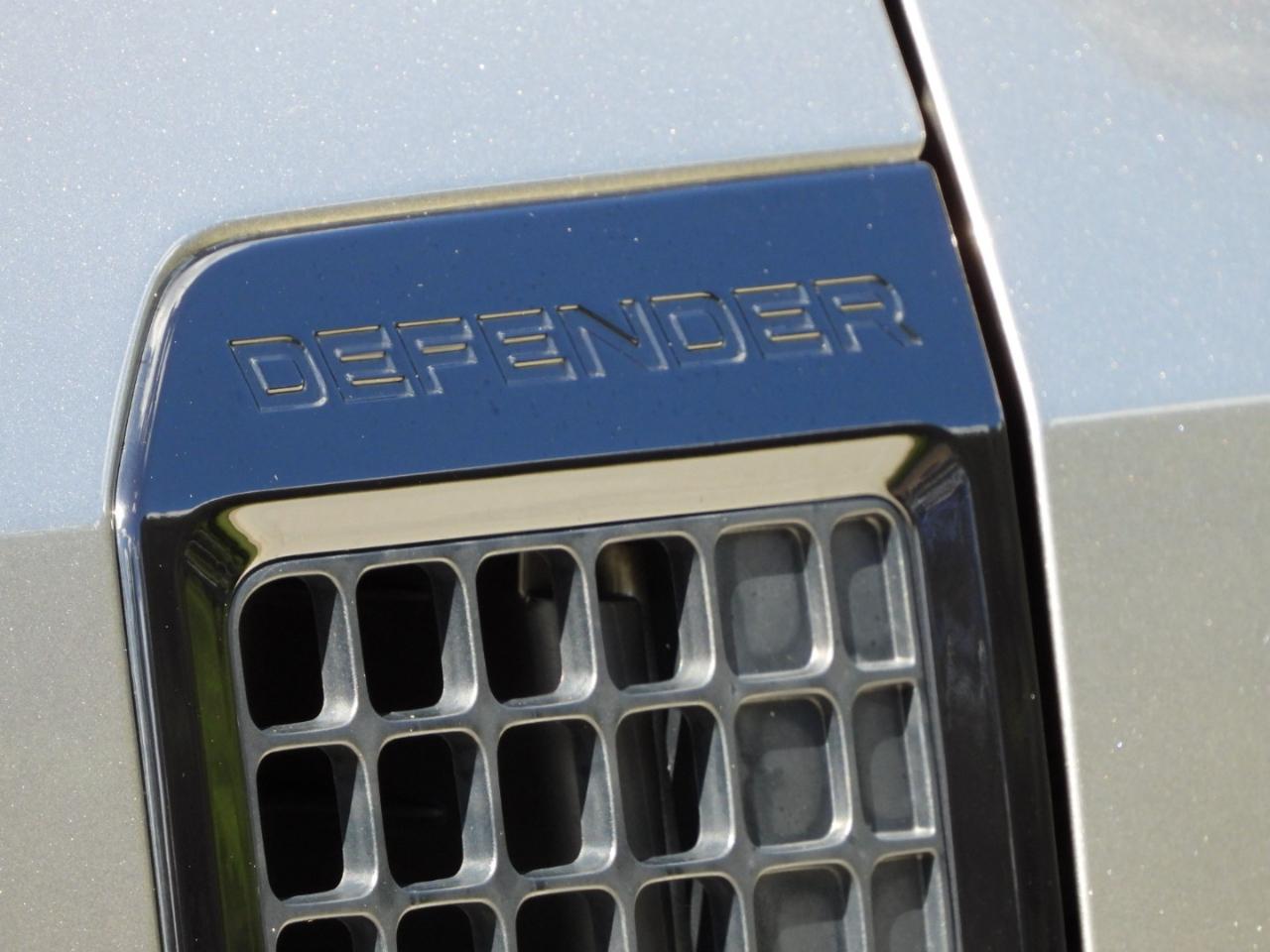 Land Rover Defender 90 X-Dynamic SE 2023