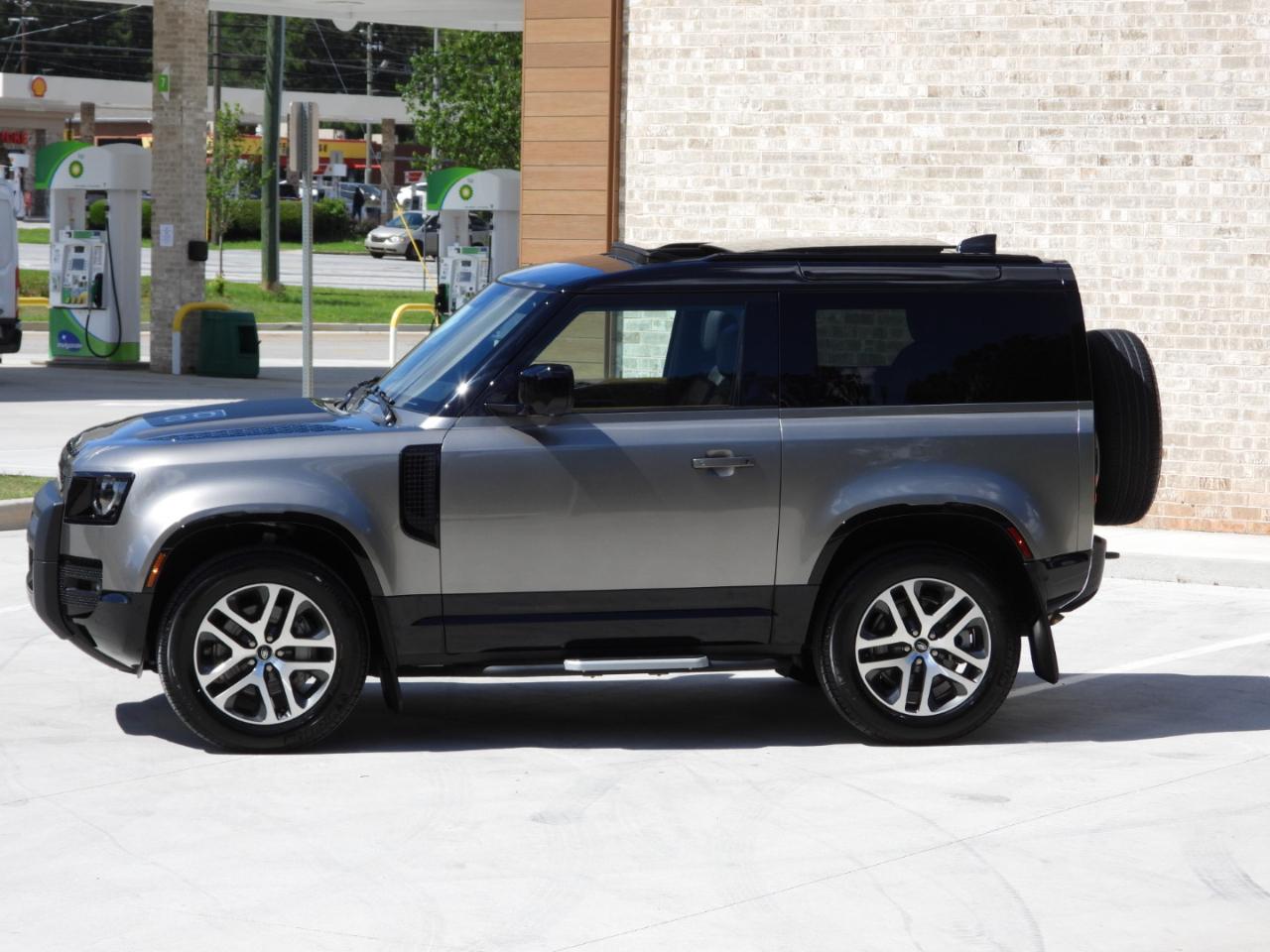 Land Rover Defender 90 X-Dynamic SE 2023