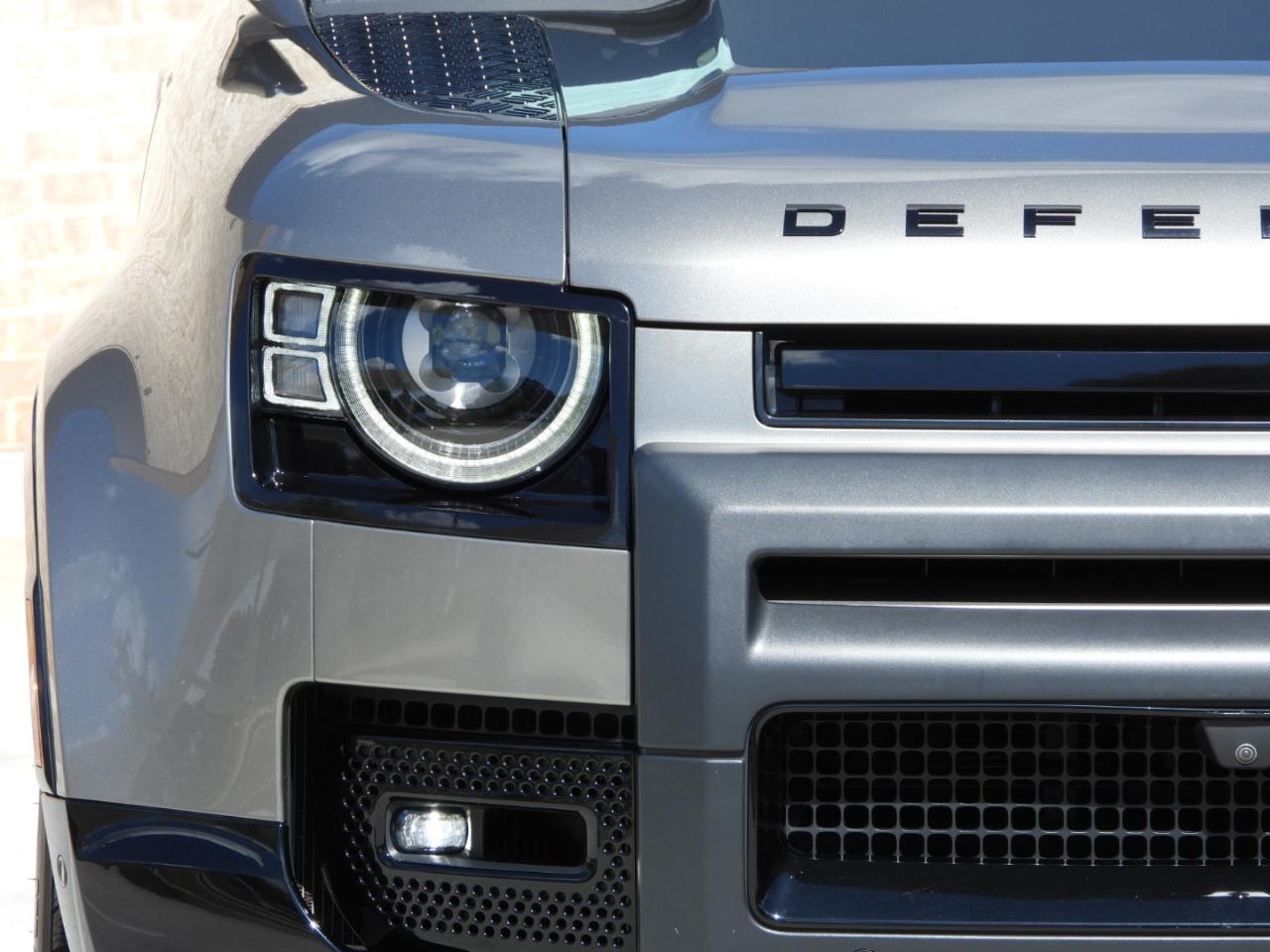 Land Rover Defender 90 X-Dynamic SE 2023