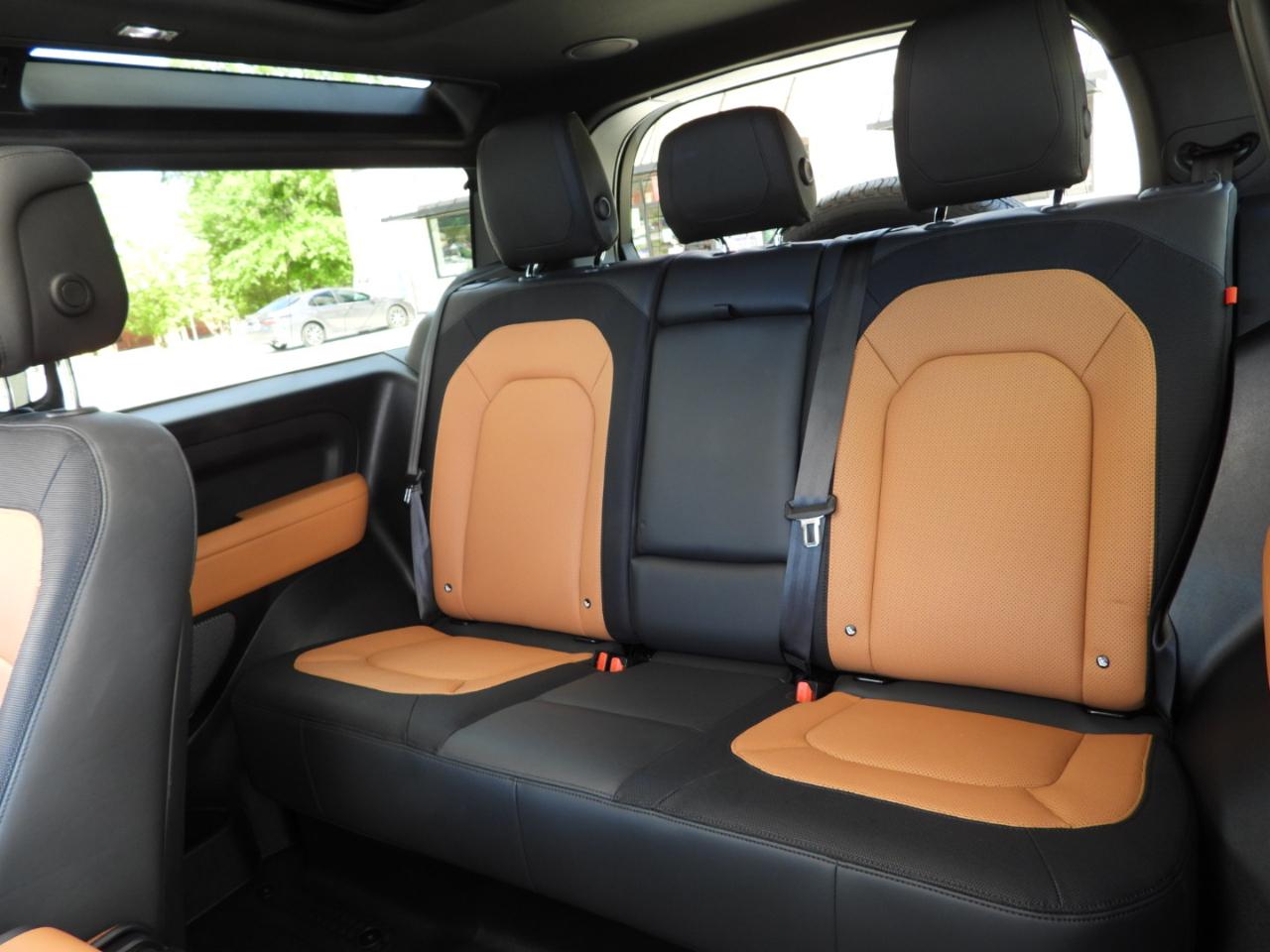 Land Rover Defender 90 X-Dynamic SE 2023