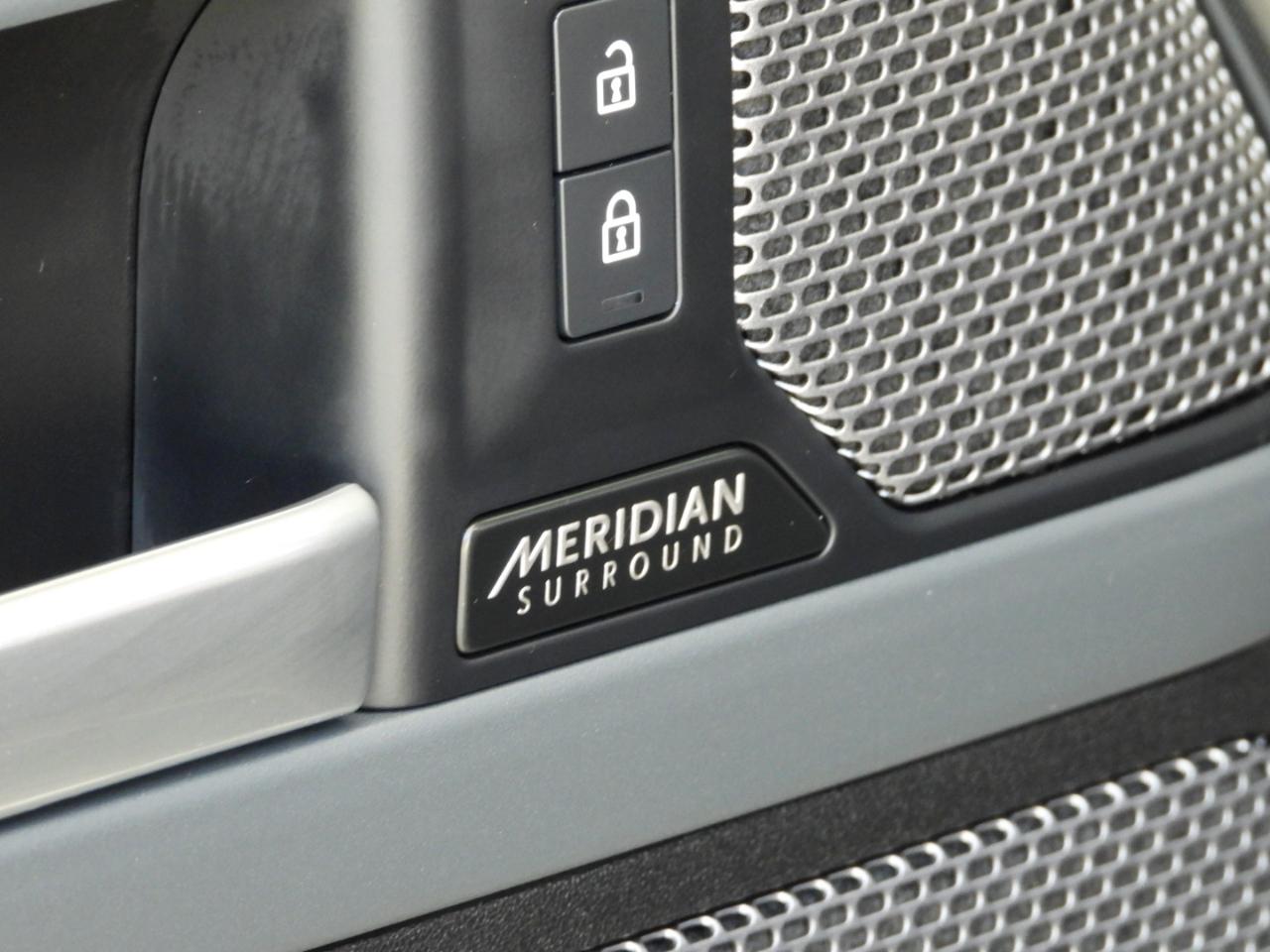 Land Rover Defender 90 X-Dynamic SE 2023