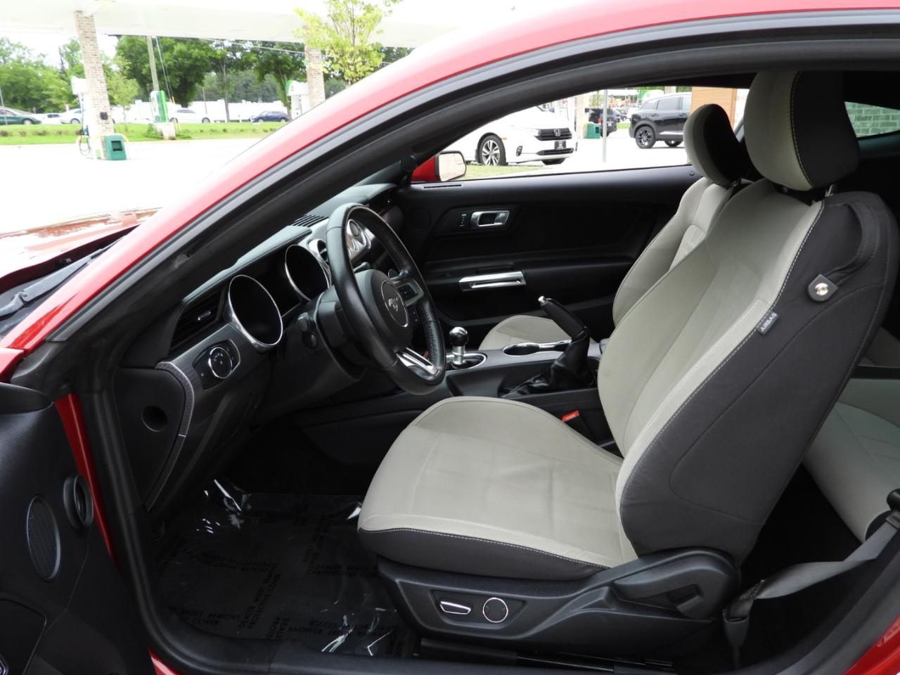 Ford Mustang GT Coupe 2018