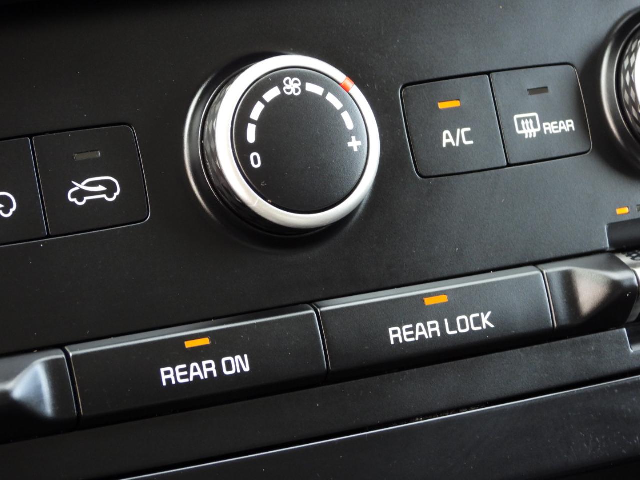 Kia Carnival LX Seat Package 2022