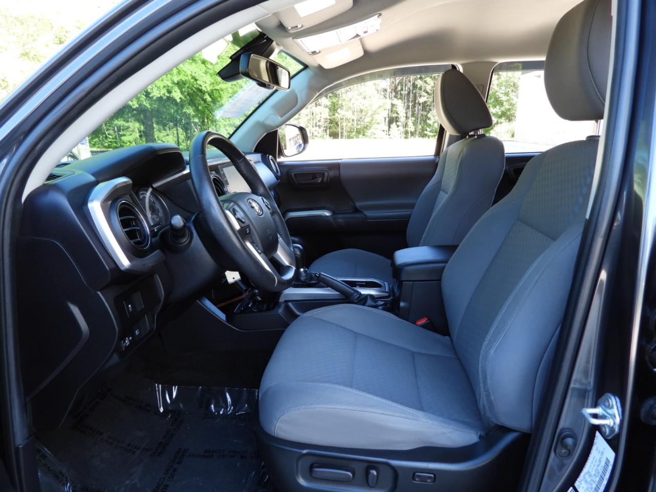 Toyota Tacoma SR5 Double Cab Long Bed V6 6AT 2WD 2022