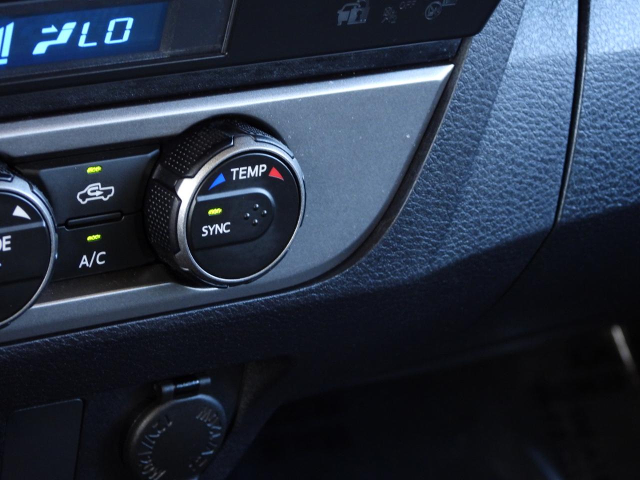 Toyota Tacoma SR5 Double Cab Long Bed V6 6AT 2WD 2022