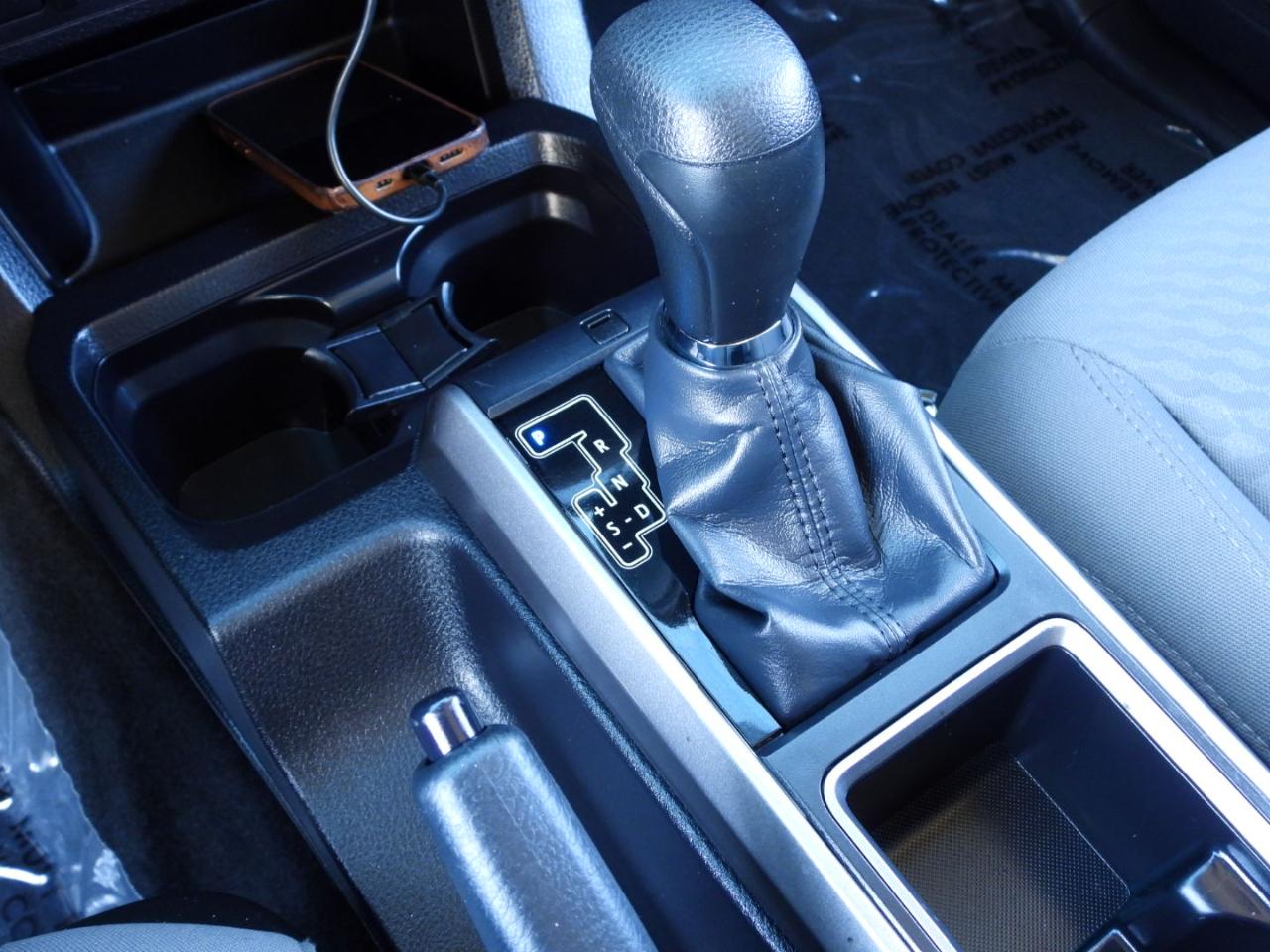 Toyota Tacoma SR5 Double Cab Long Bed V6 6AT 2WD 2022