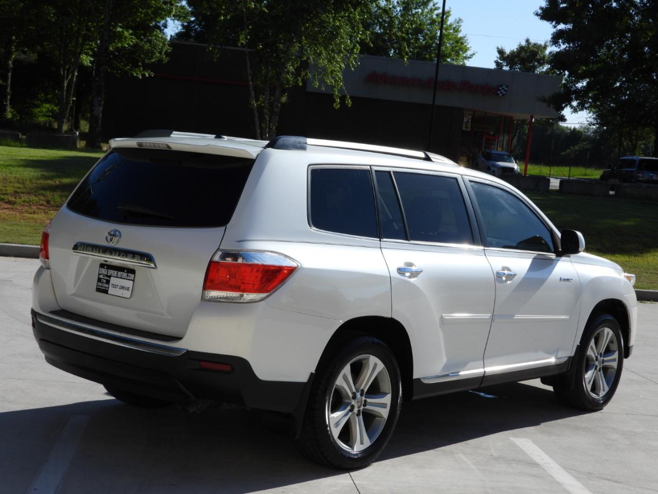 Toyota Highlander Limited 2WD 2013