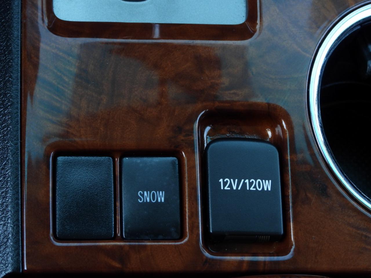 Toyota Highlander Limited 2WD 2013