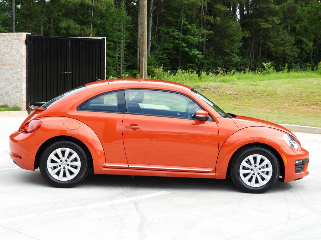 Volkswagen Beetle 2.0T Final Edition SE 2019
