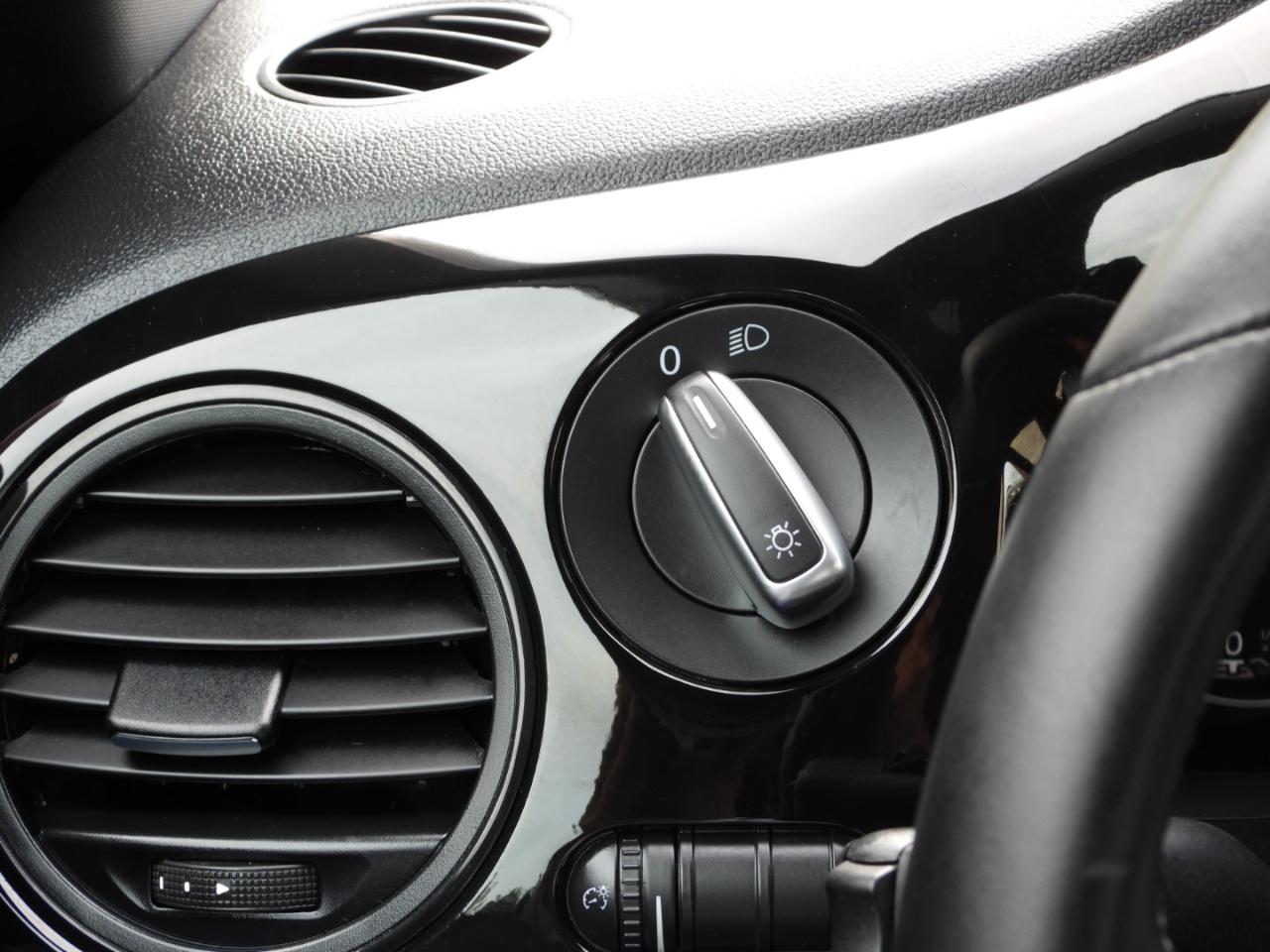 Volkswagen Beetle 2.0T Final Edition SE 2019