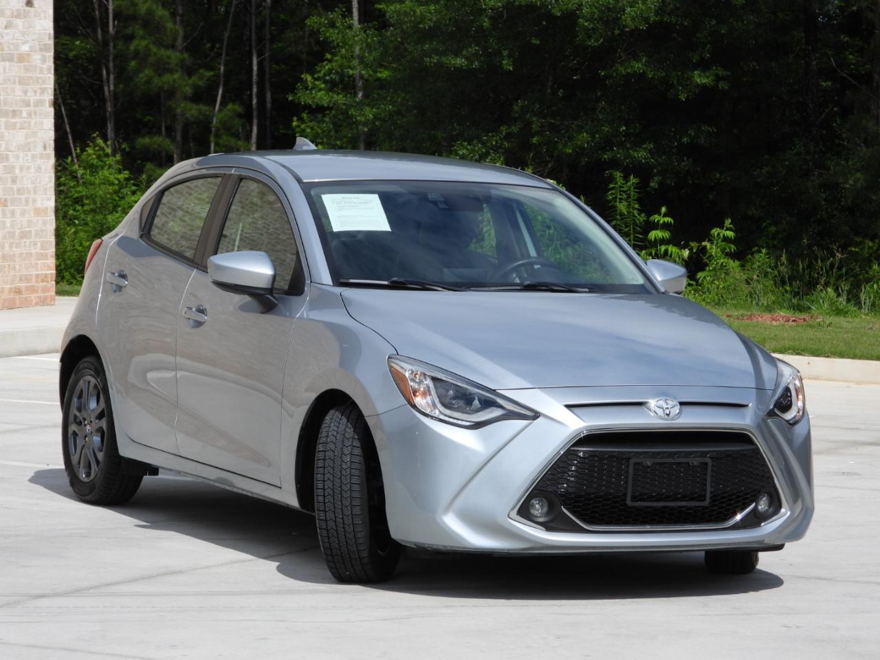 Toyota Yaris XLE Hatchback 2020