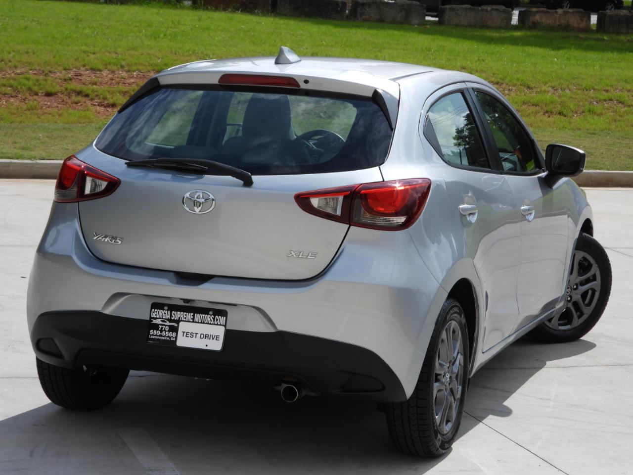 Toyota Yaris XLE Hatchback 2020