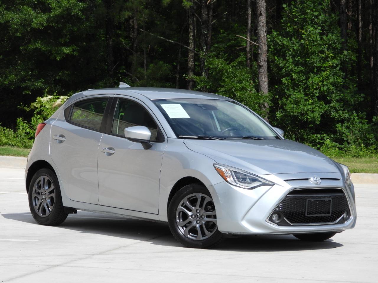 Toyota Yaris XLE Hatchback 2020