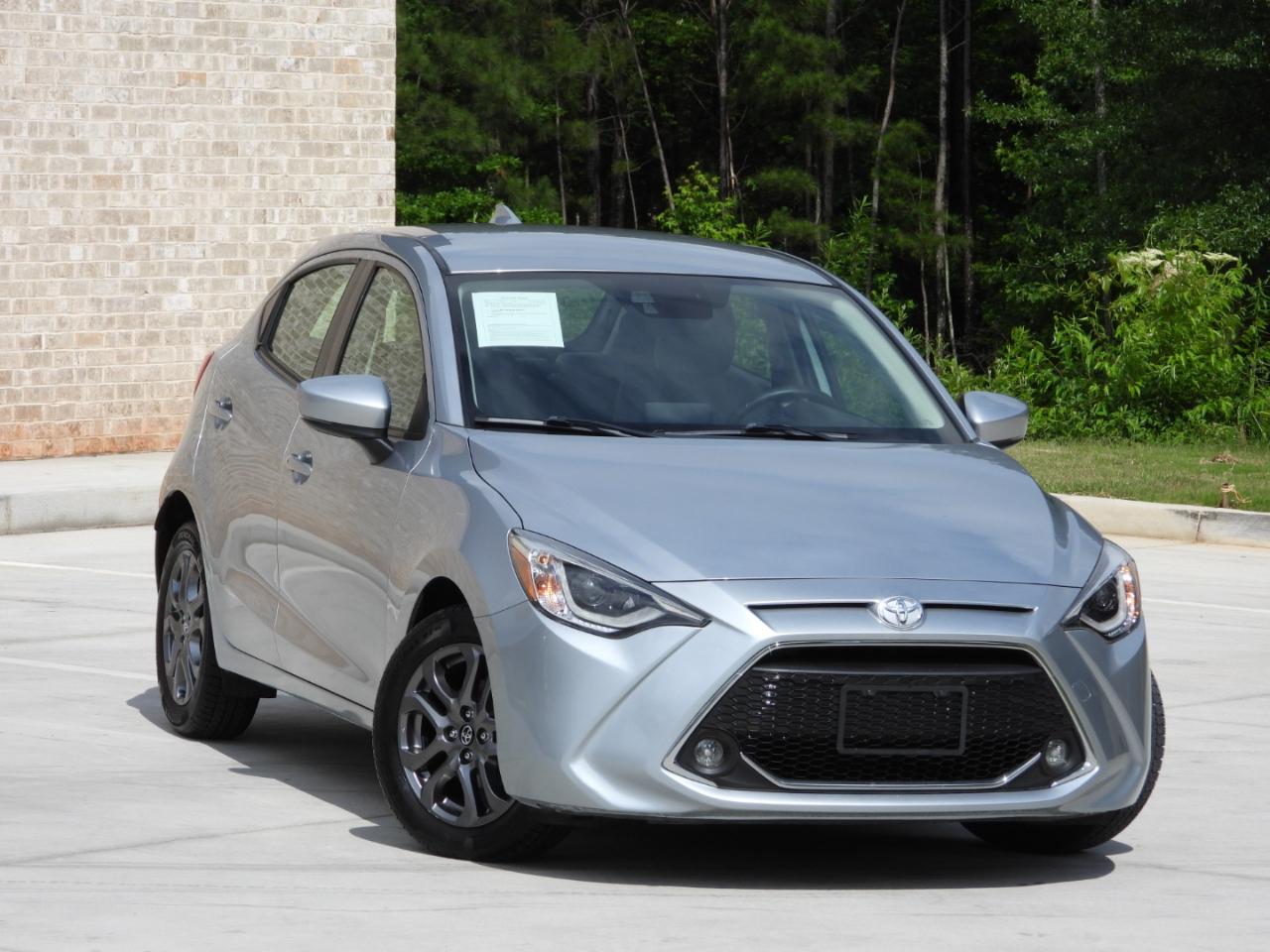 Toyota Yaris XLE Hatchback 2020