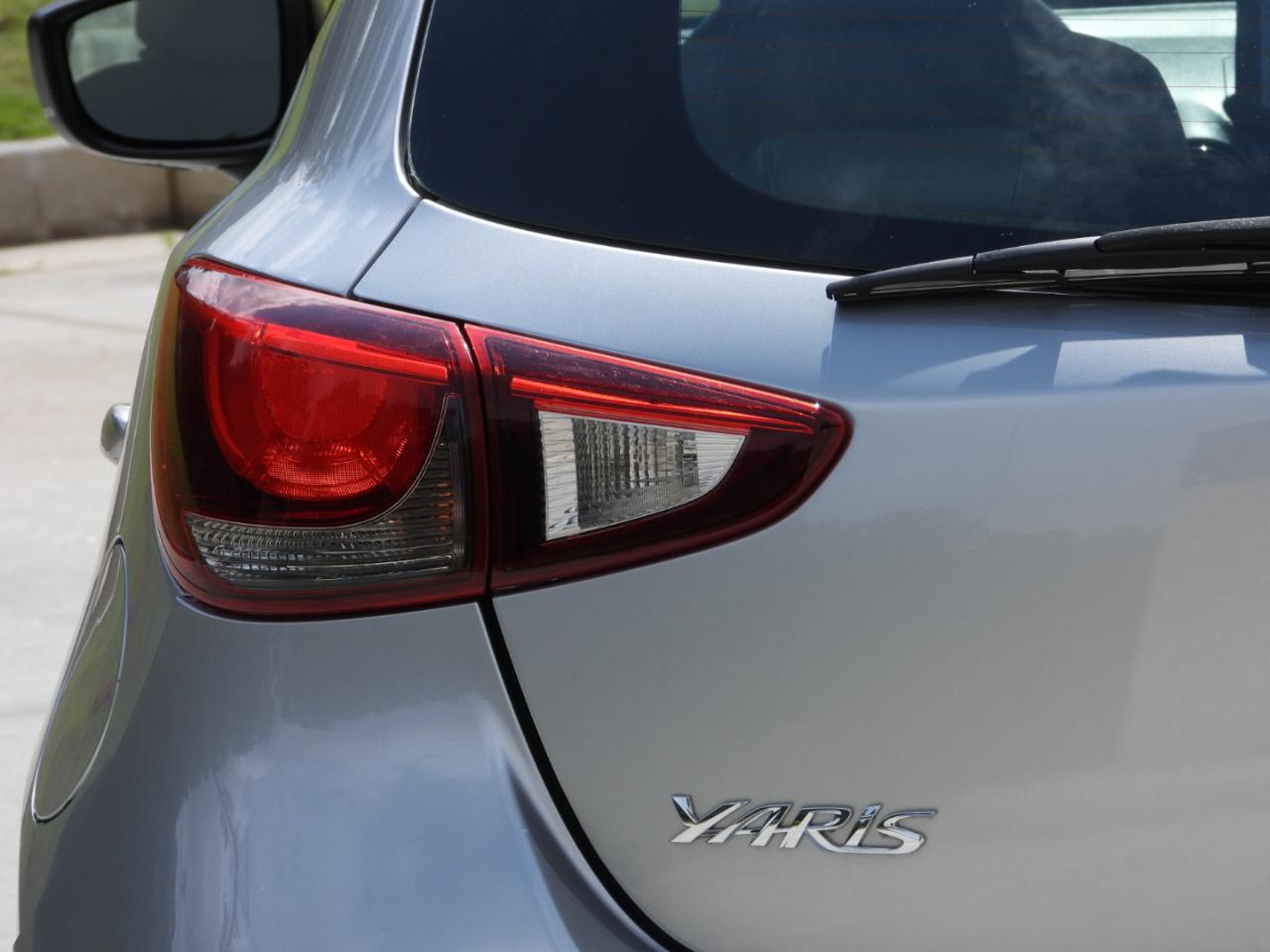 Toyota Yaris XLE Hatchback 2020