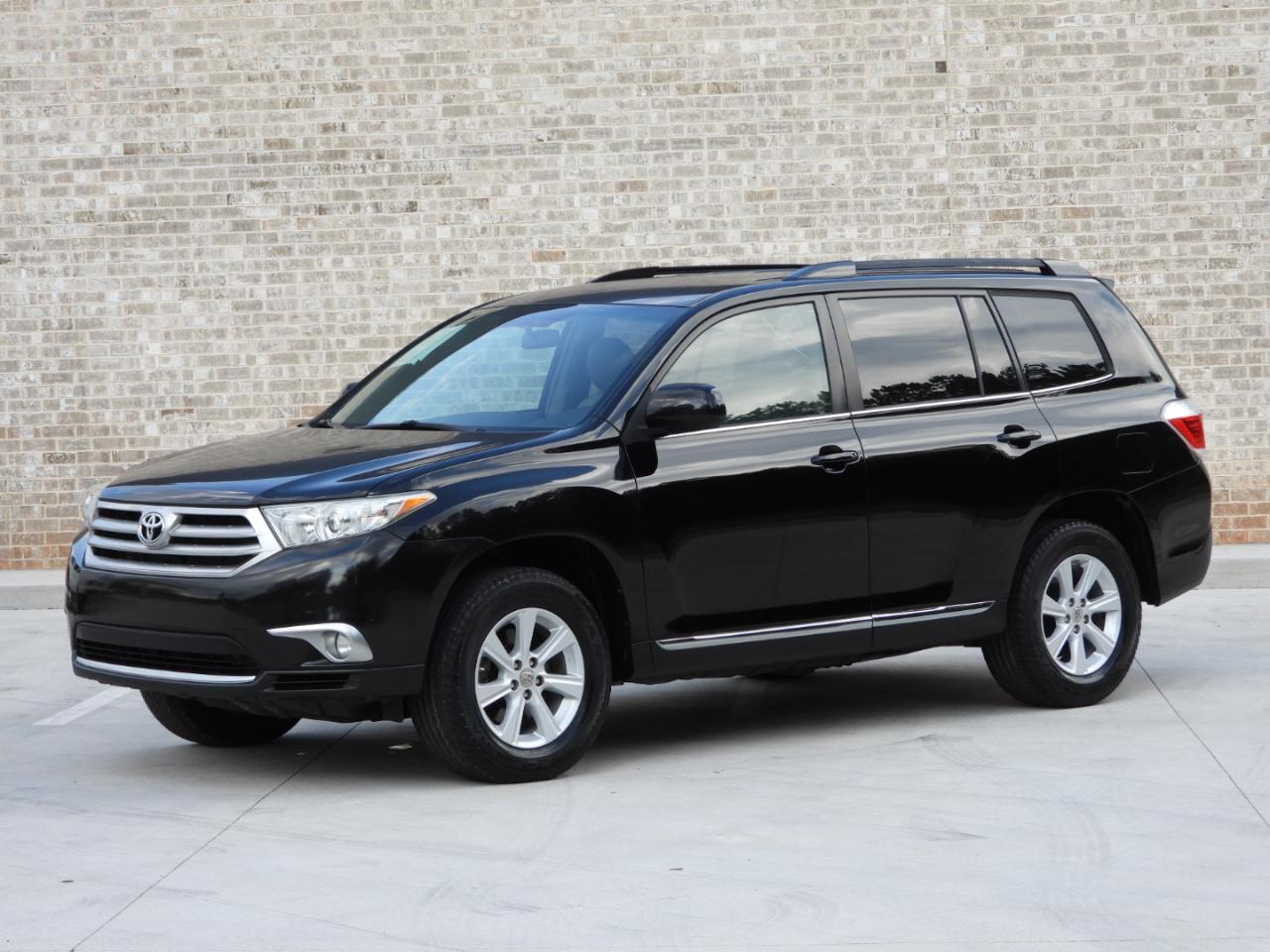 Toyota Highlander Base 2WD V6 2011