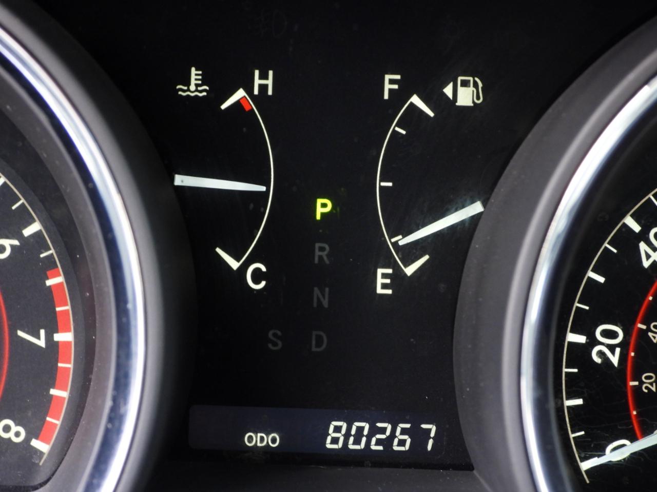 Toyota Highlander Base 2WD V6 2011