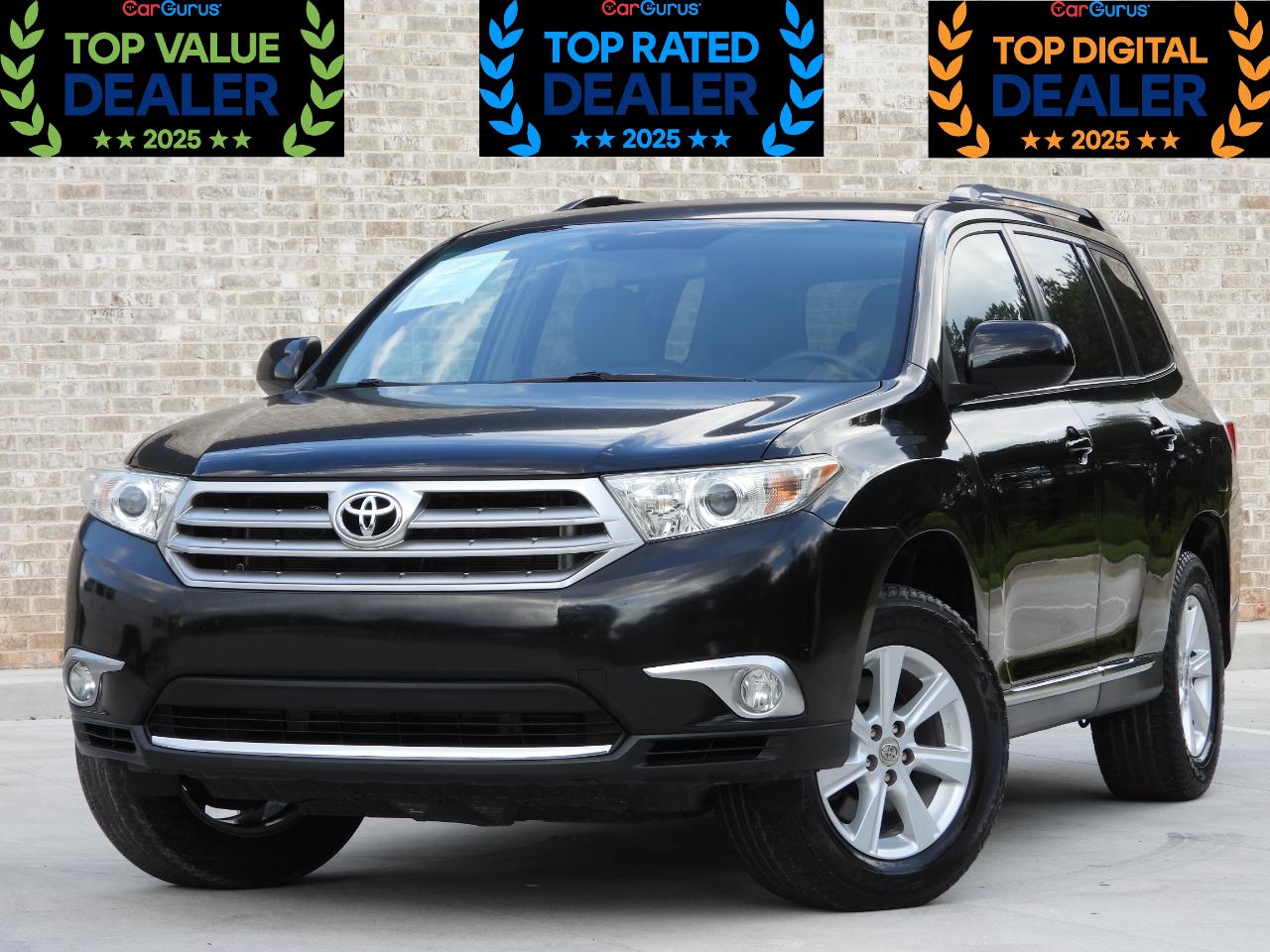 Toyota Highlander Base 2WD V6 2011