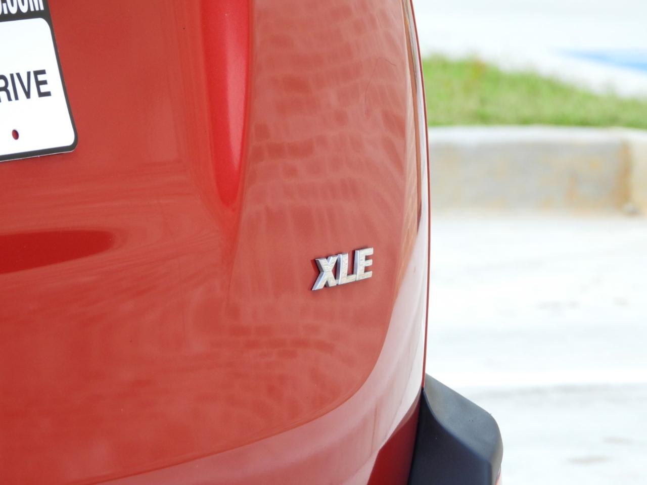 Toyota RAV4 XLE FWD 2015