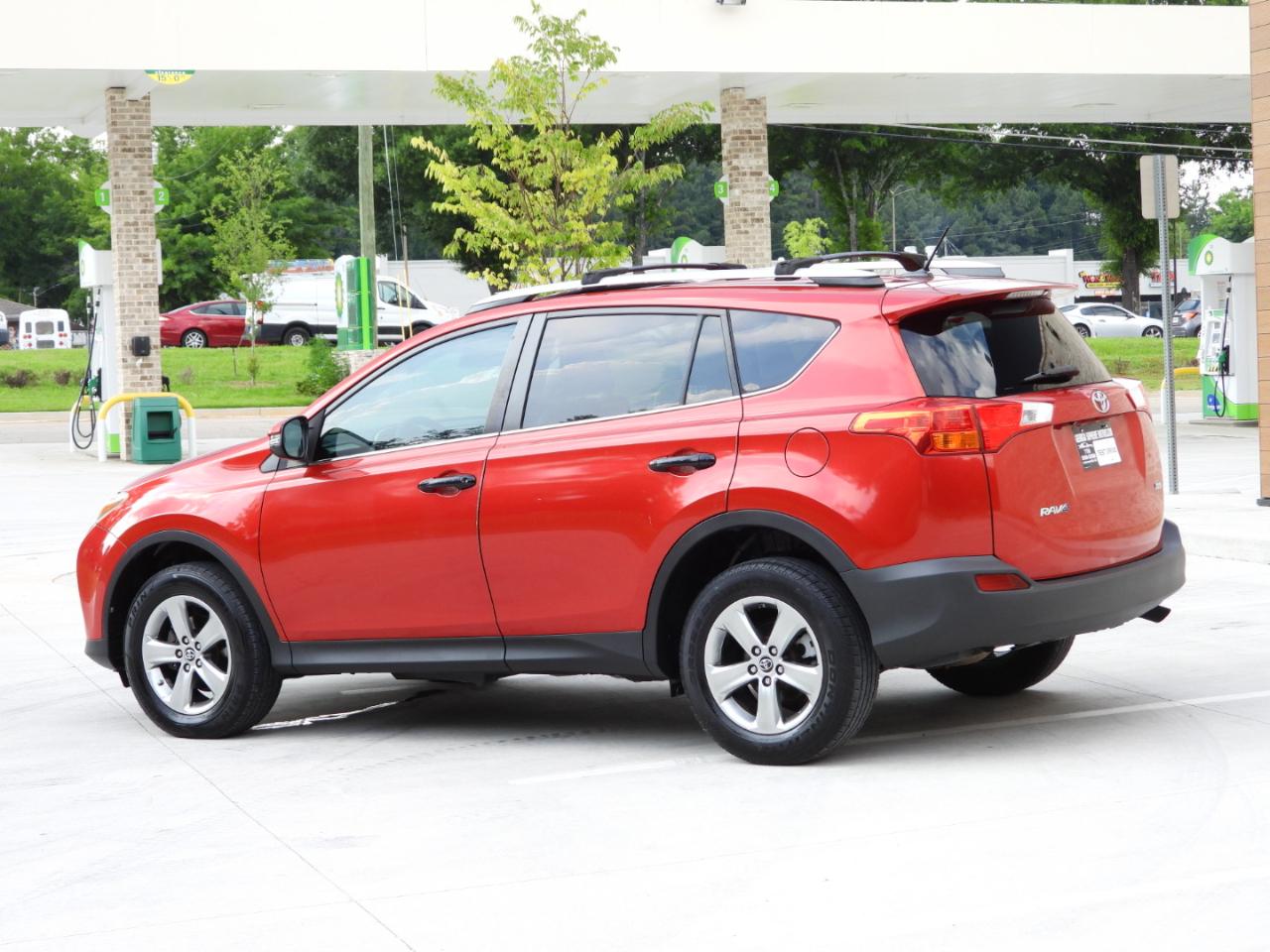 Toyota RAV4 XLE FWD 2015