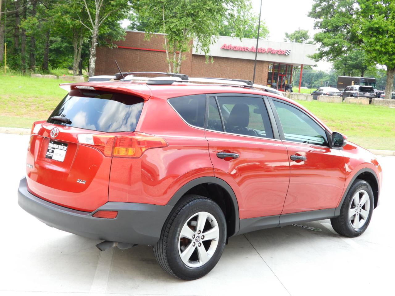 Toyota RAV4 XLE FWD 2015